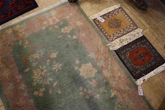 Chinese rug & 2 prayer mats